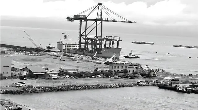 印度首个巨型港口启用
